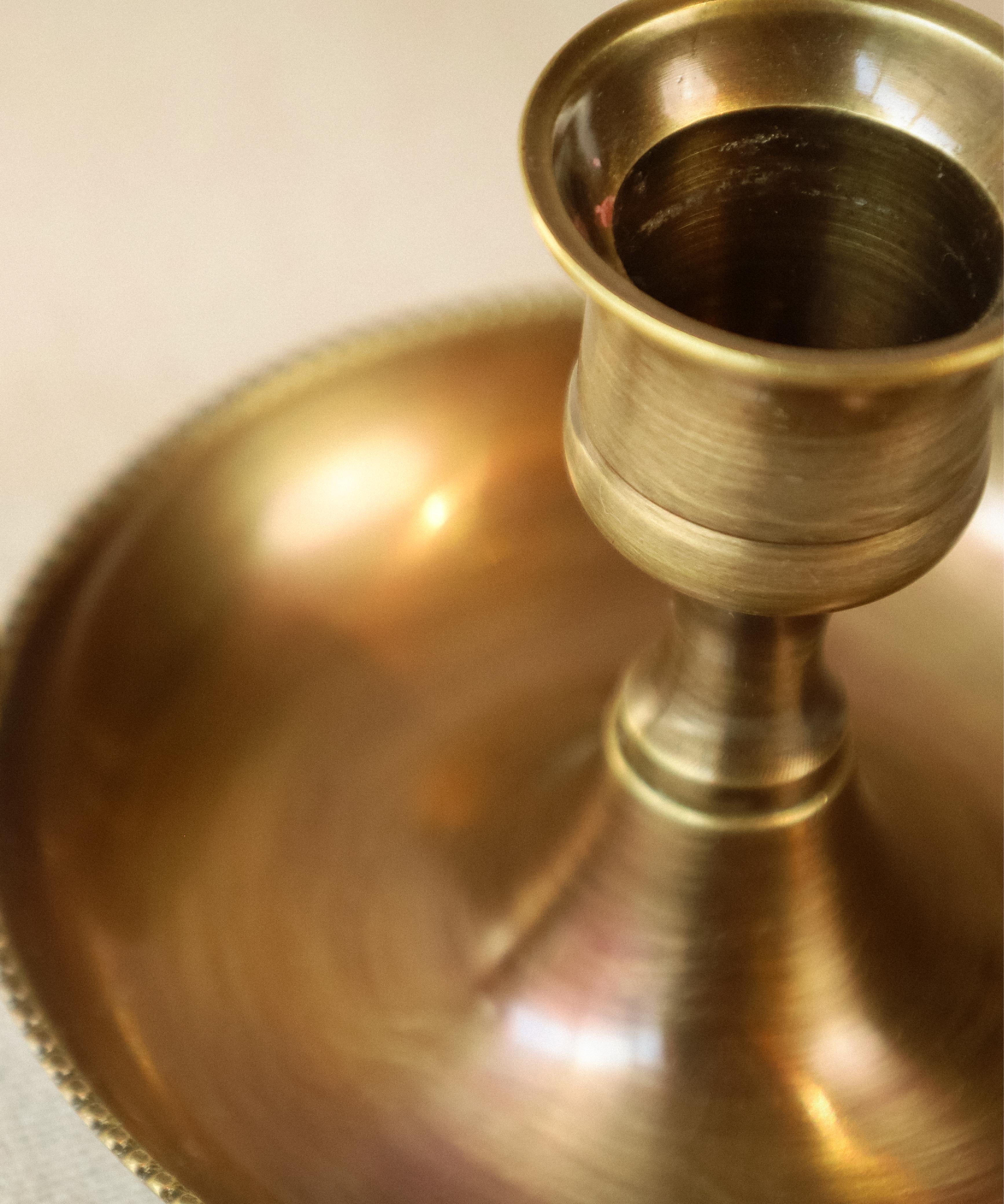 حامل شموع نحاسي