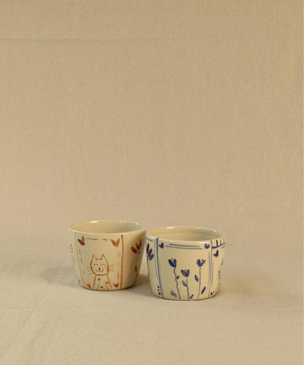 كوب القطة (حجم فلات وايت)