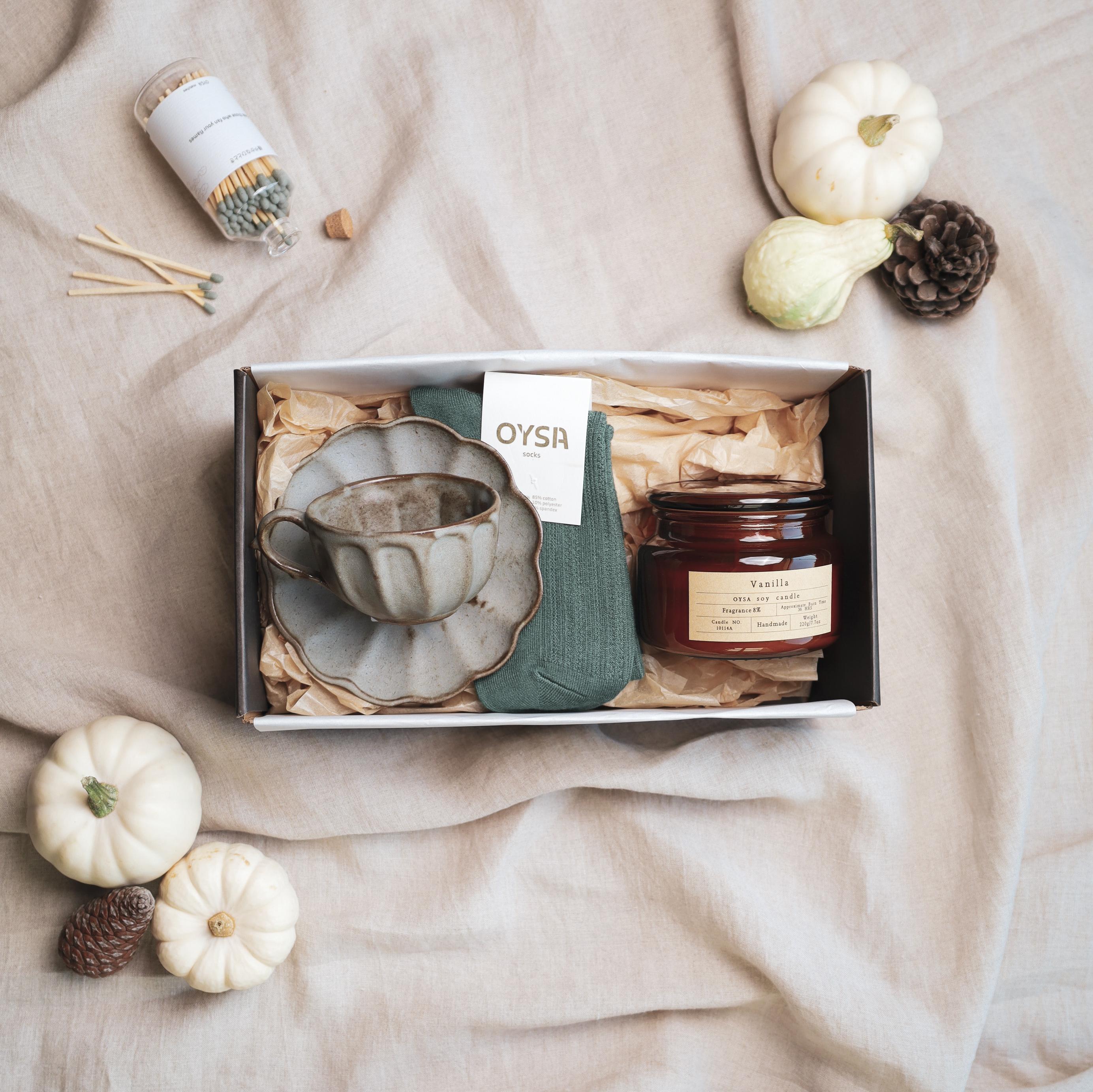 هدية عتيق وشمعة