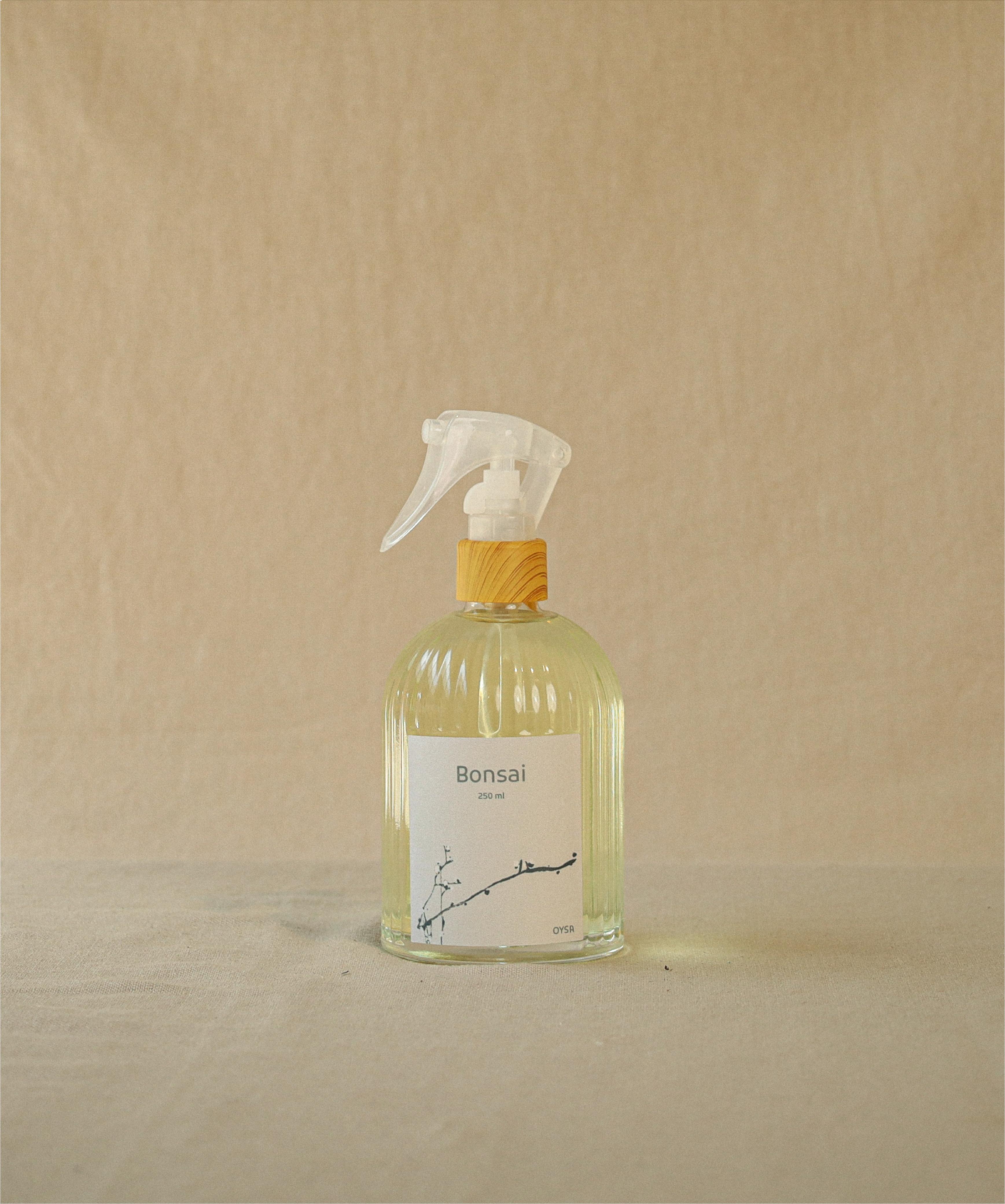 رشوش منزلية – بونساي | معطر منزلي طبيعي برائحة الأعشاب والخشب