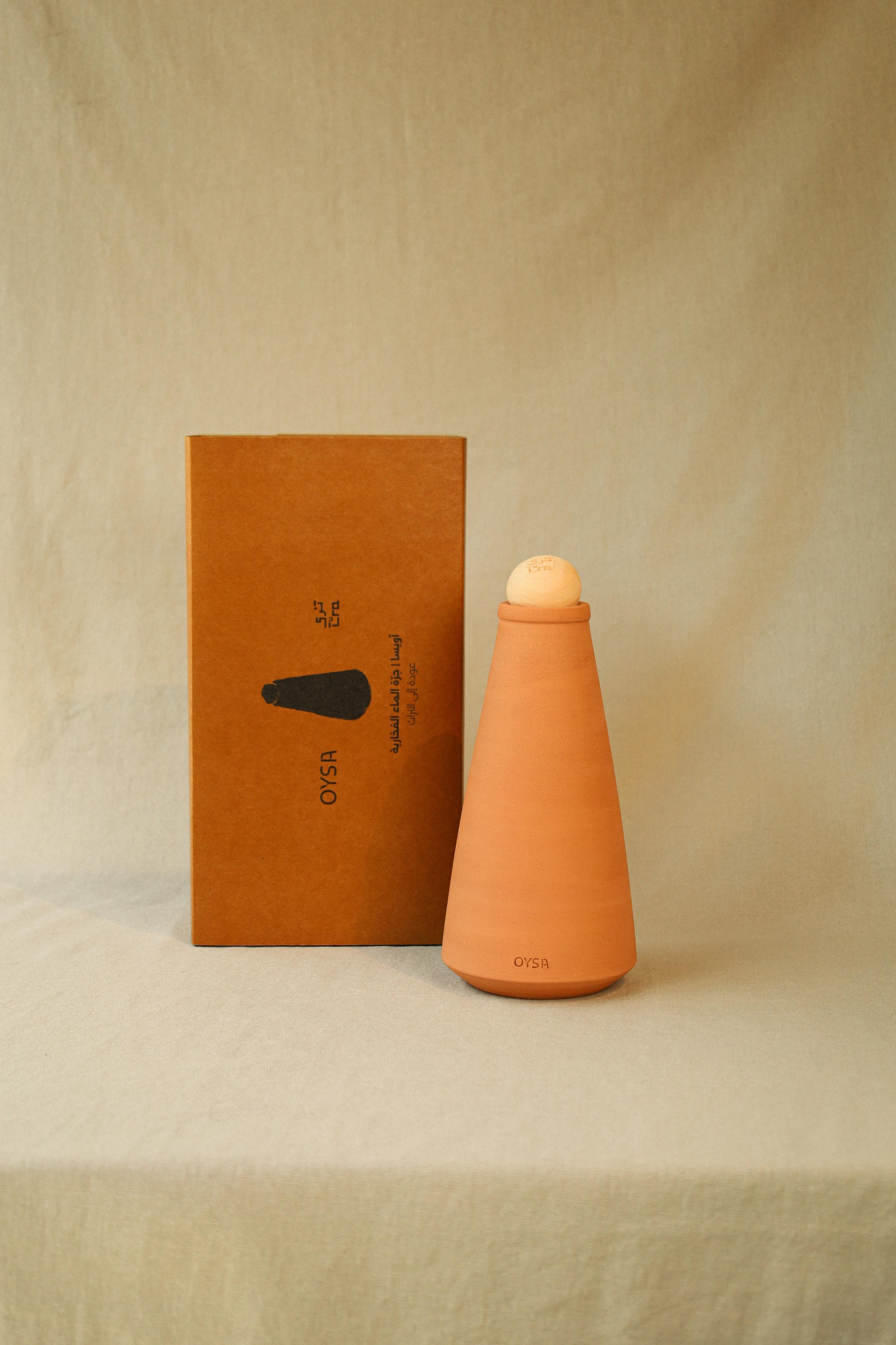 قارورة الطين أويسا × ترى – مصنوعة يدويًا من الفخار التقليدي