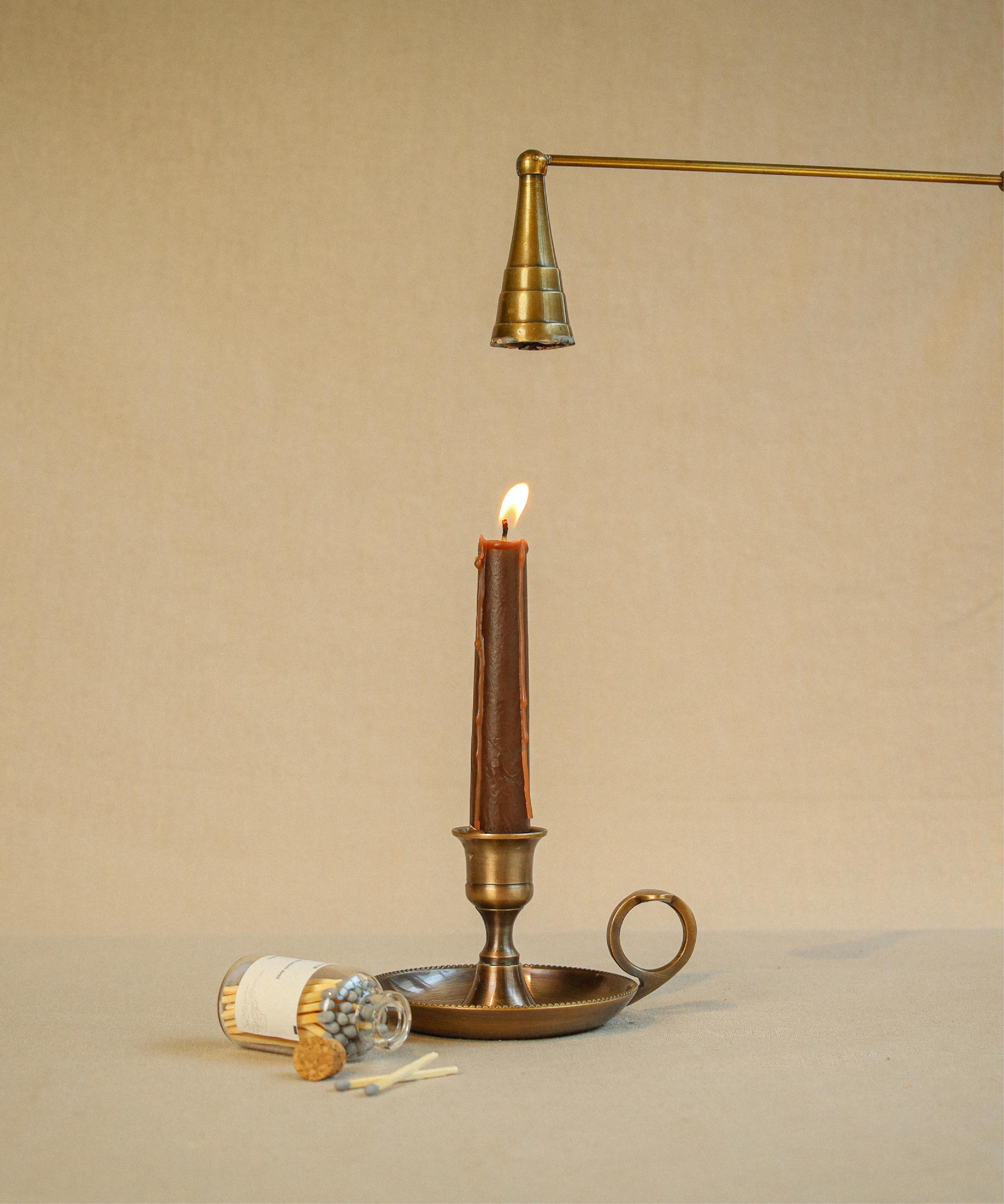 مطفأة الشموع